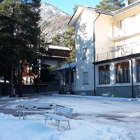 Casa San Francesco Hotel Bardonecchia Exterior photo