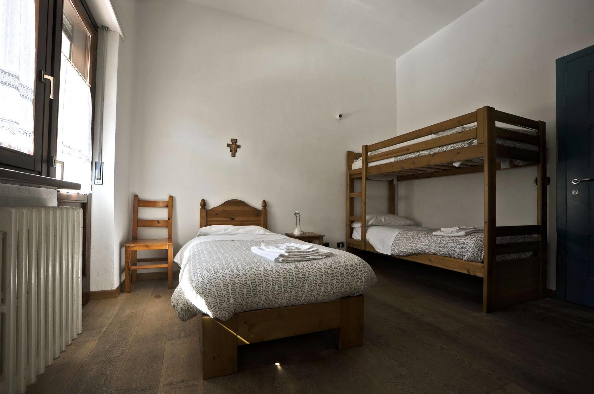 Casa San Francesco Hotel Bardonecchia Exterior photo