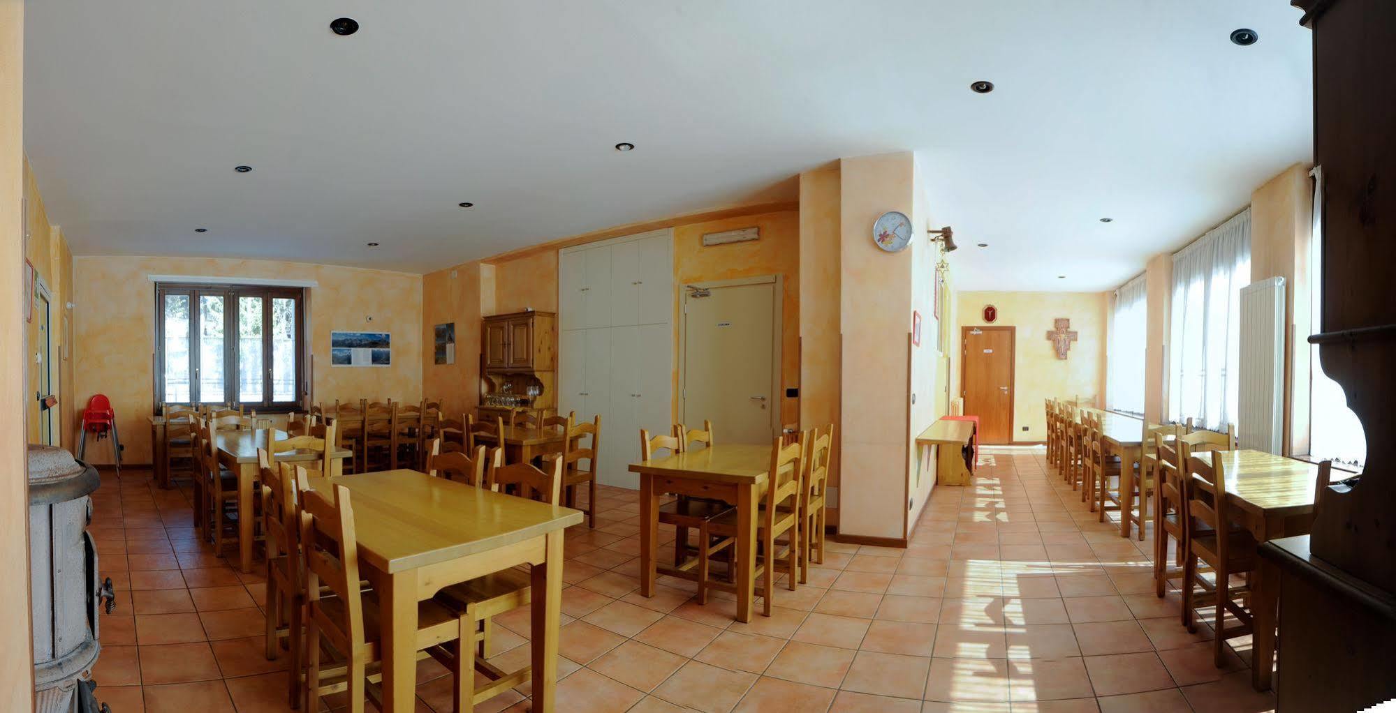 Casa San Francesco Hotel Bardonecchia Exterior photo