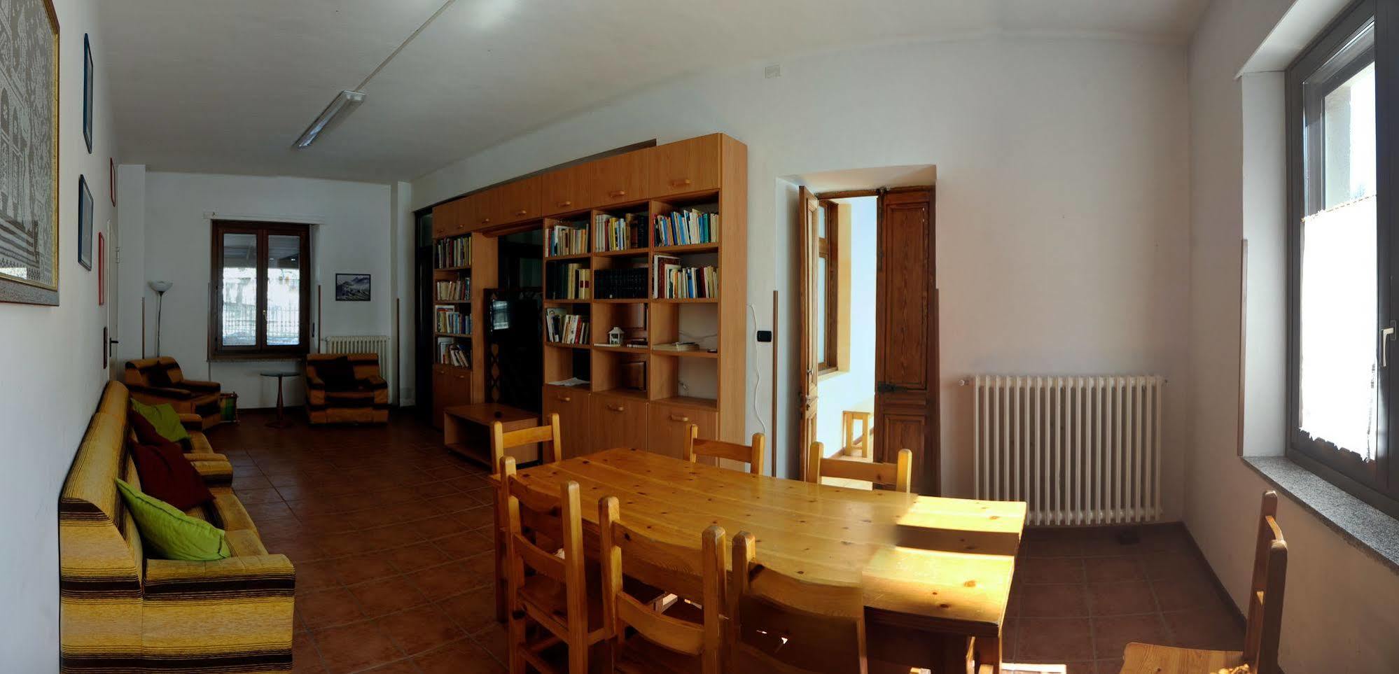 Casa San Francesco Hotel Bardonecchia Exterior photo